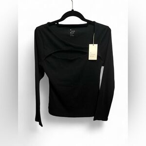 NWT Size Medium Black Long Sleeve Cut Out Top